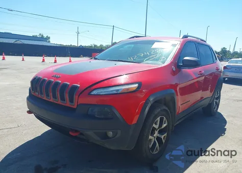 2017 Jeep Cherokee Trailhawk 4X4 from USA, damaged, VIN 1C4PJMBS7HW621388